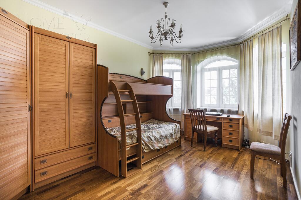 2-этажный коттедж 618 м² с отделкой