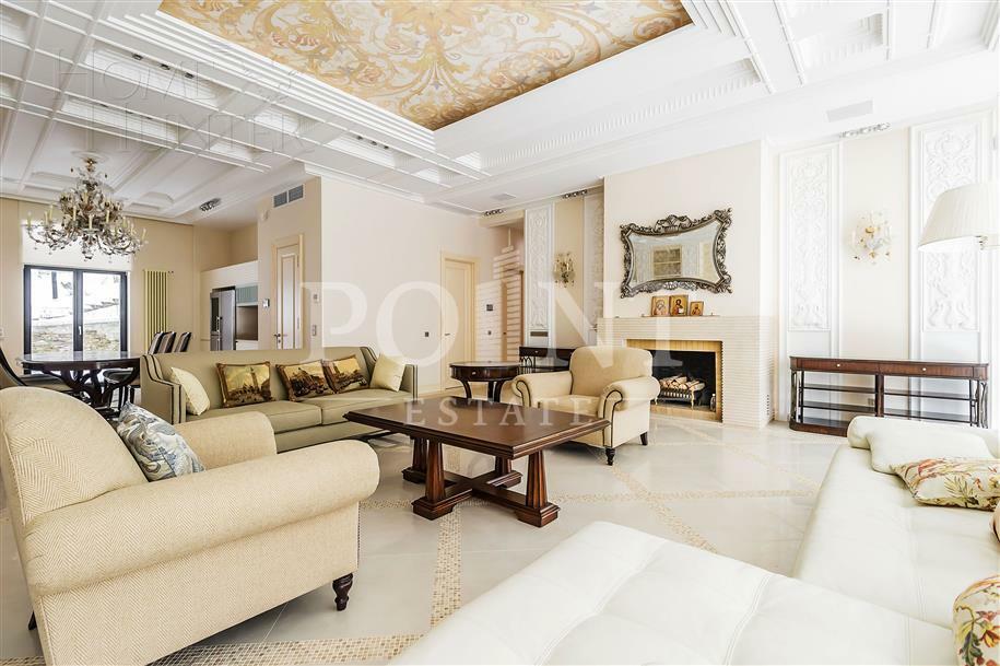 3-этажный таунхаус 360 м² с отделкой