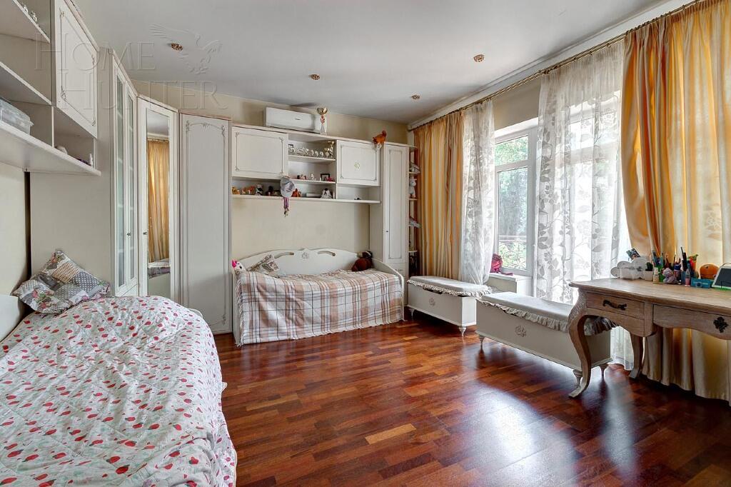 2-этажный коттедж 530 м² с отделкой