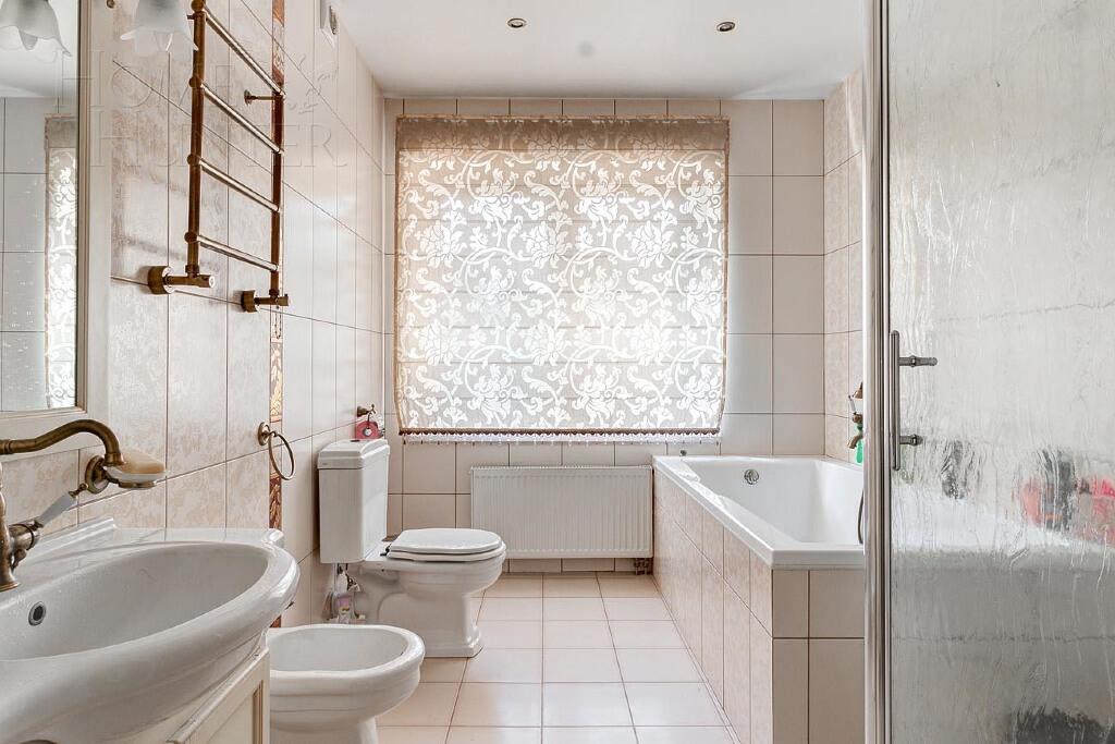 2-этажный коттедж 530 м² с отделкой