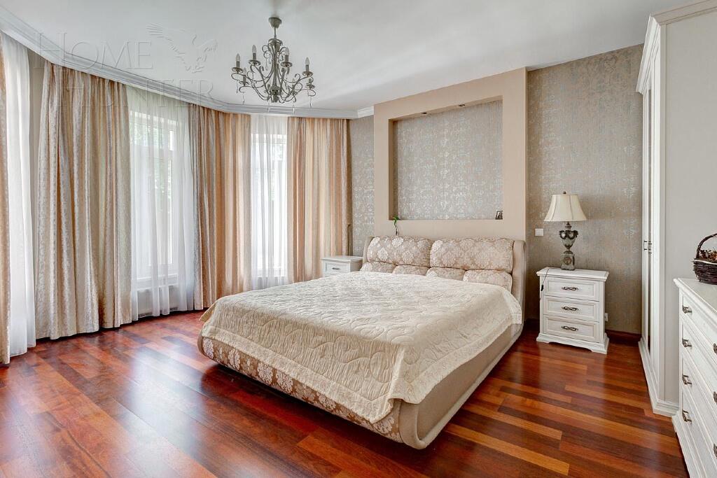 2-этажный коттедж 530 м² с отделкой