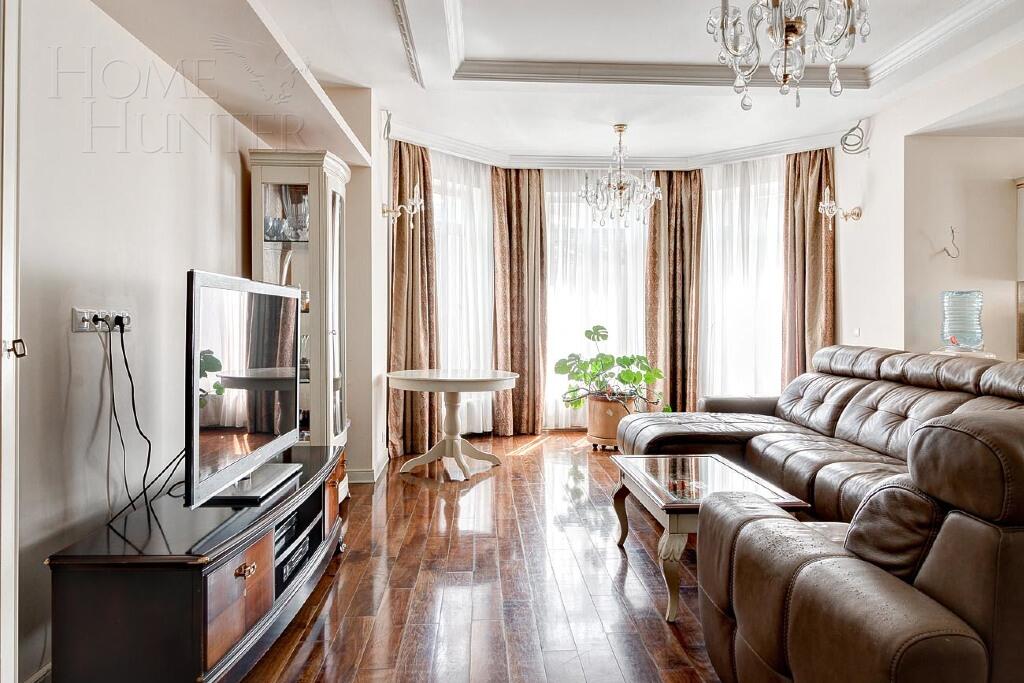 2-этажный коттедж 530 м² с отделкой