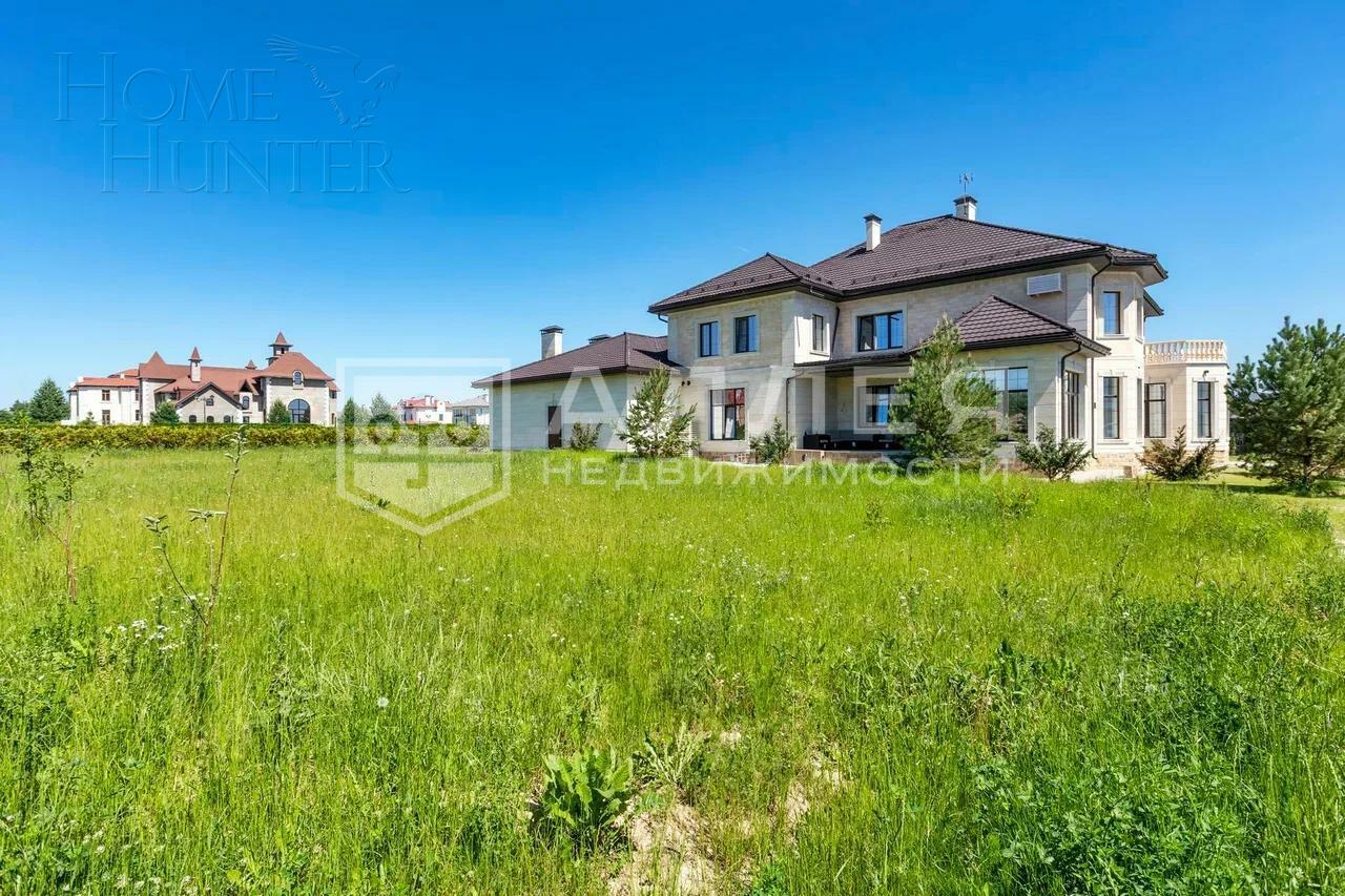 2-этажный коттедж 612 м² с отделкой