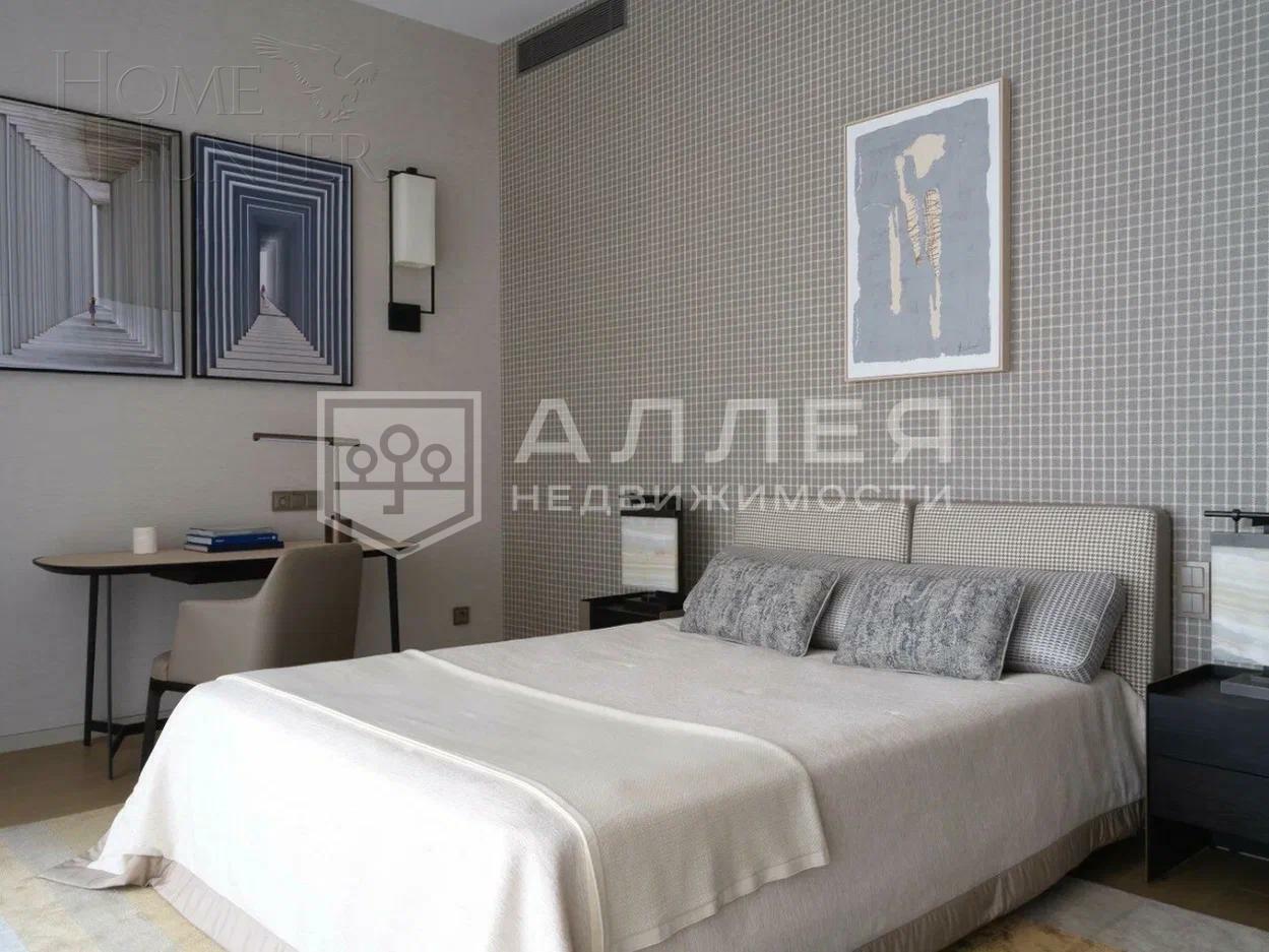 2-этажный коттедж 695 м² с отделкой