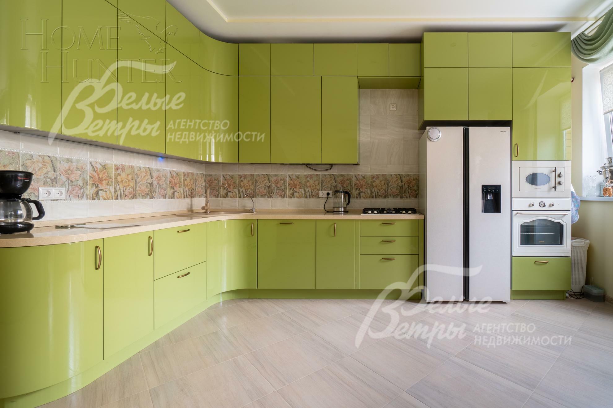 2-этажный коттедж 236 м² с отделкой