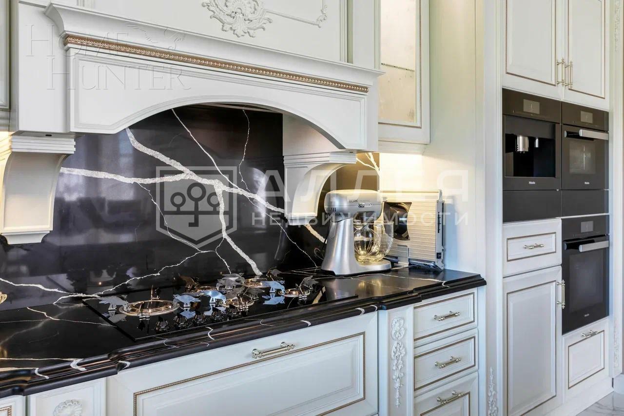 2-этажный коттедж 612 м² с отделкой