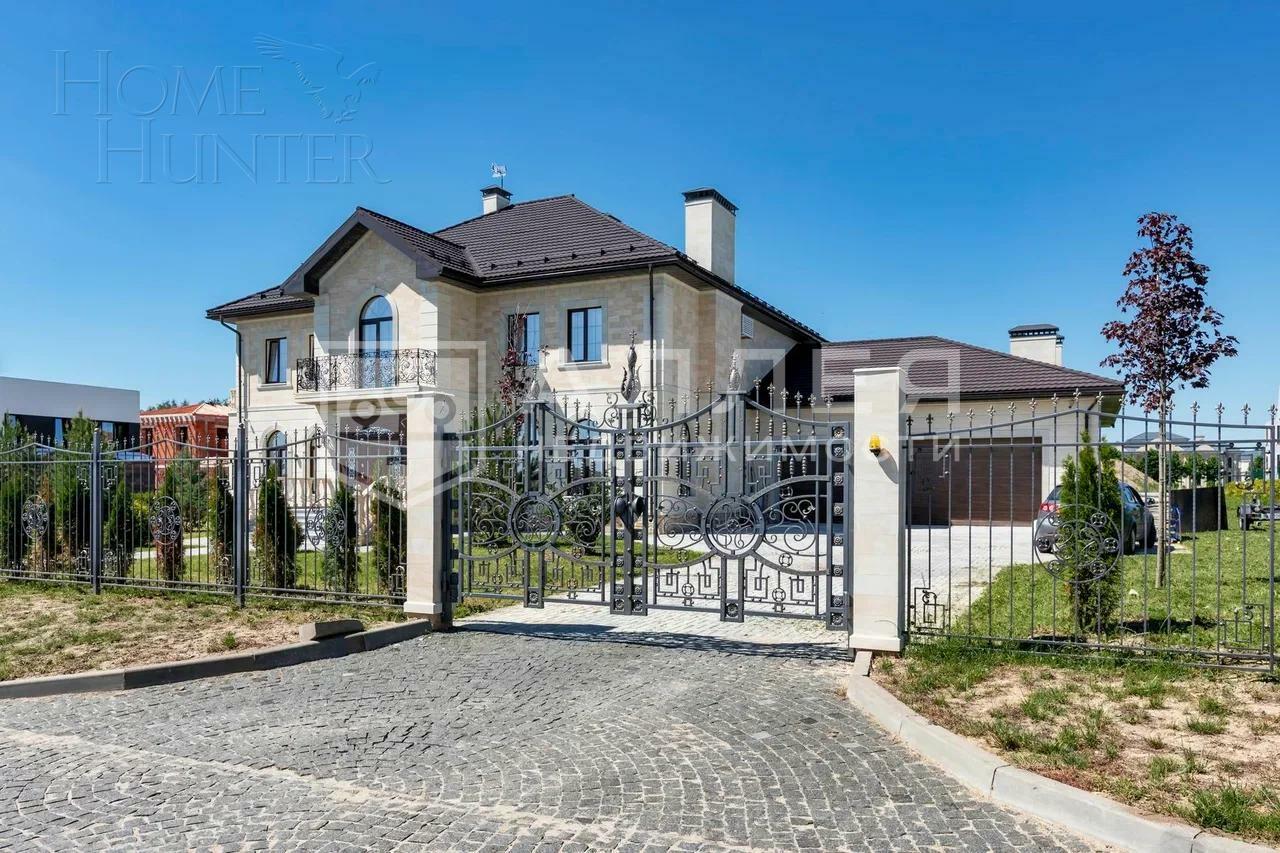 2-этажный коттедж 612 м² с отделкой