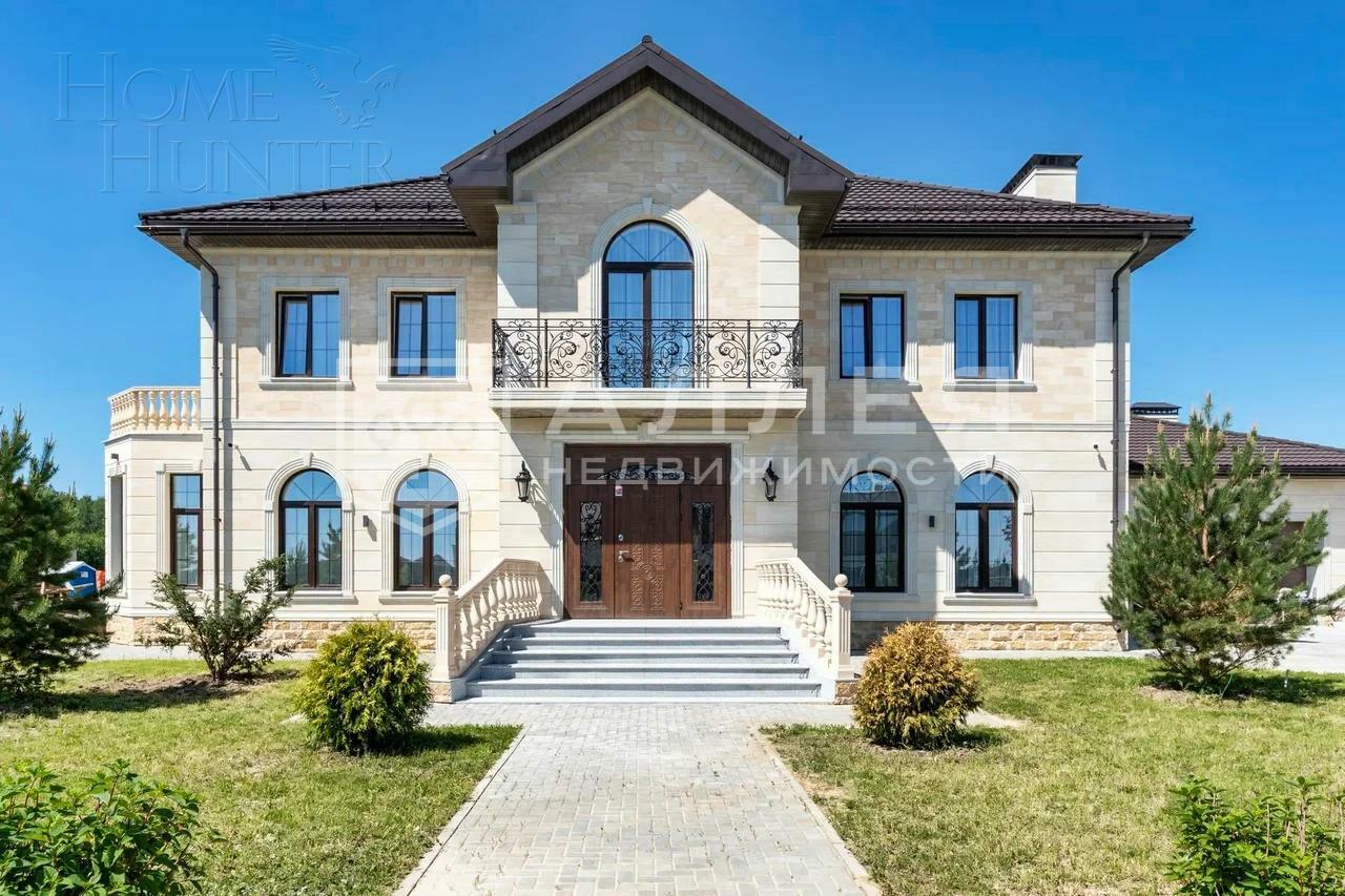 2-этажный коттедж 612 м² с отделкой