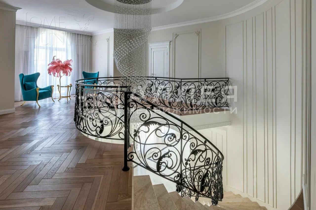 2-этажный коттедж 612 м² с отделкой