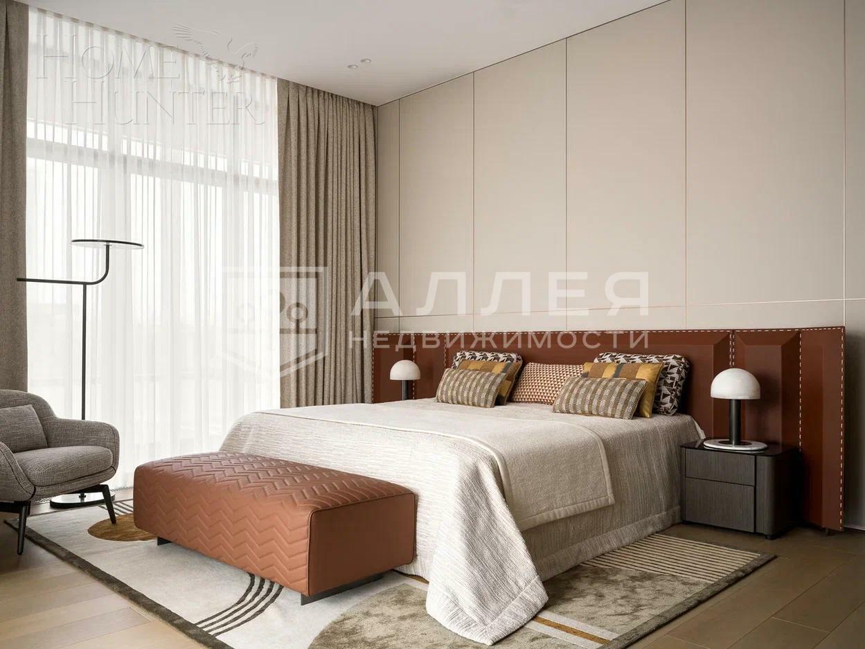 2-этажный коттедж 695 м² с отделкой