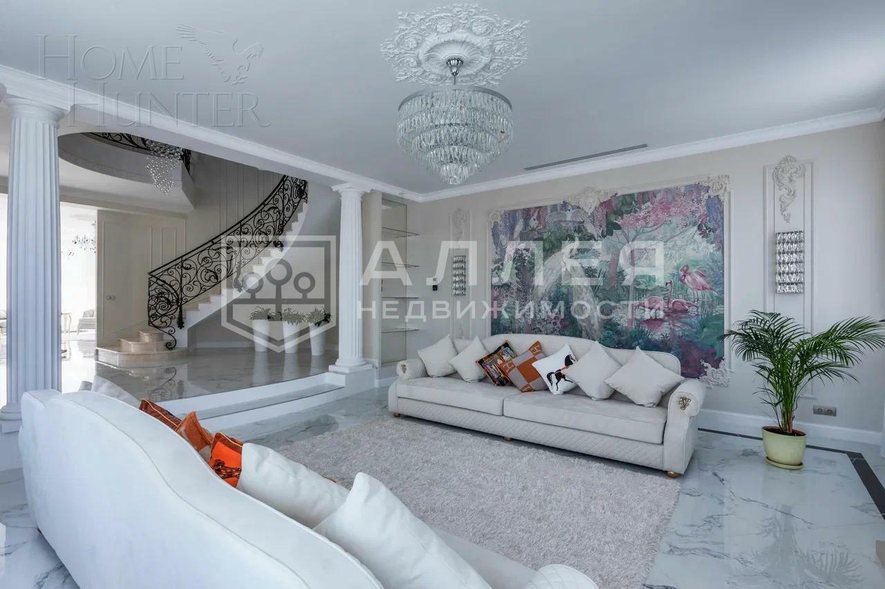 2-этажный коттедж 612 м² с отделкой