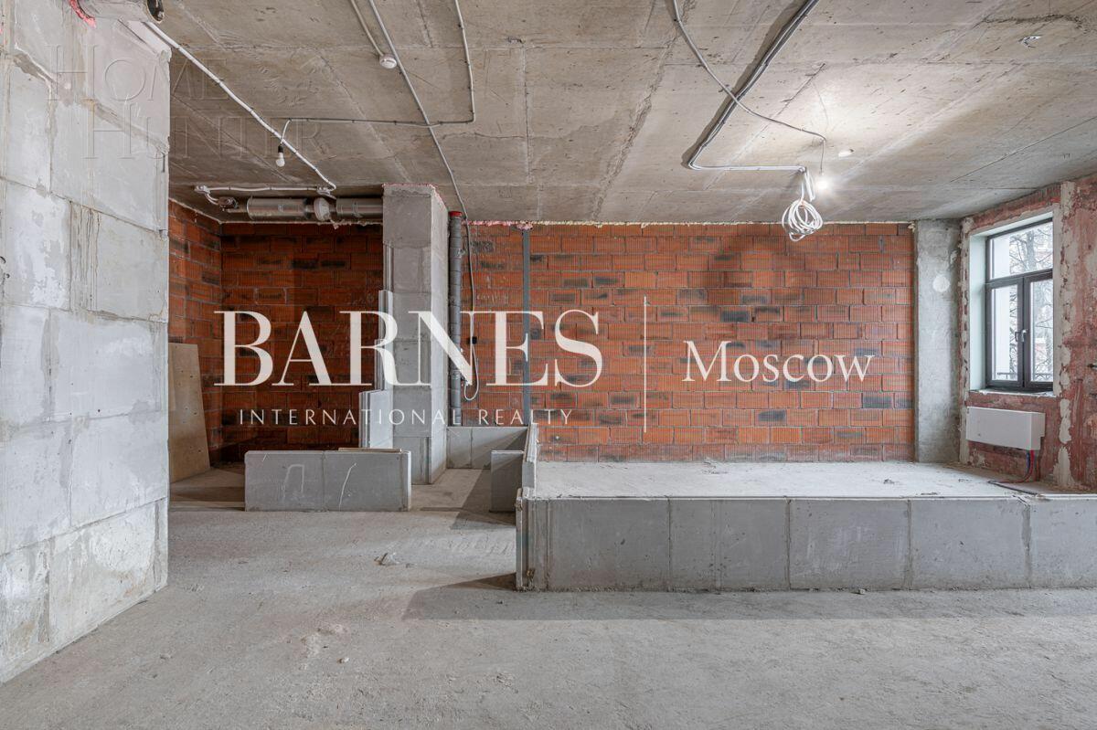 4-КОМН. КВАРТИРА БЕЗ ОТДЕЛКИ 210.5 М² НА 3 ЭТАЖЕ