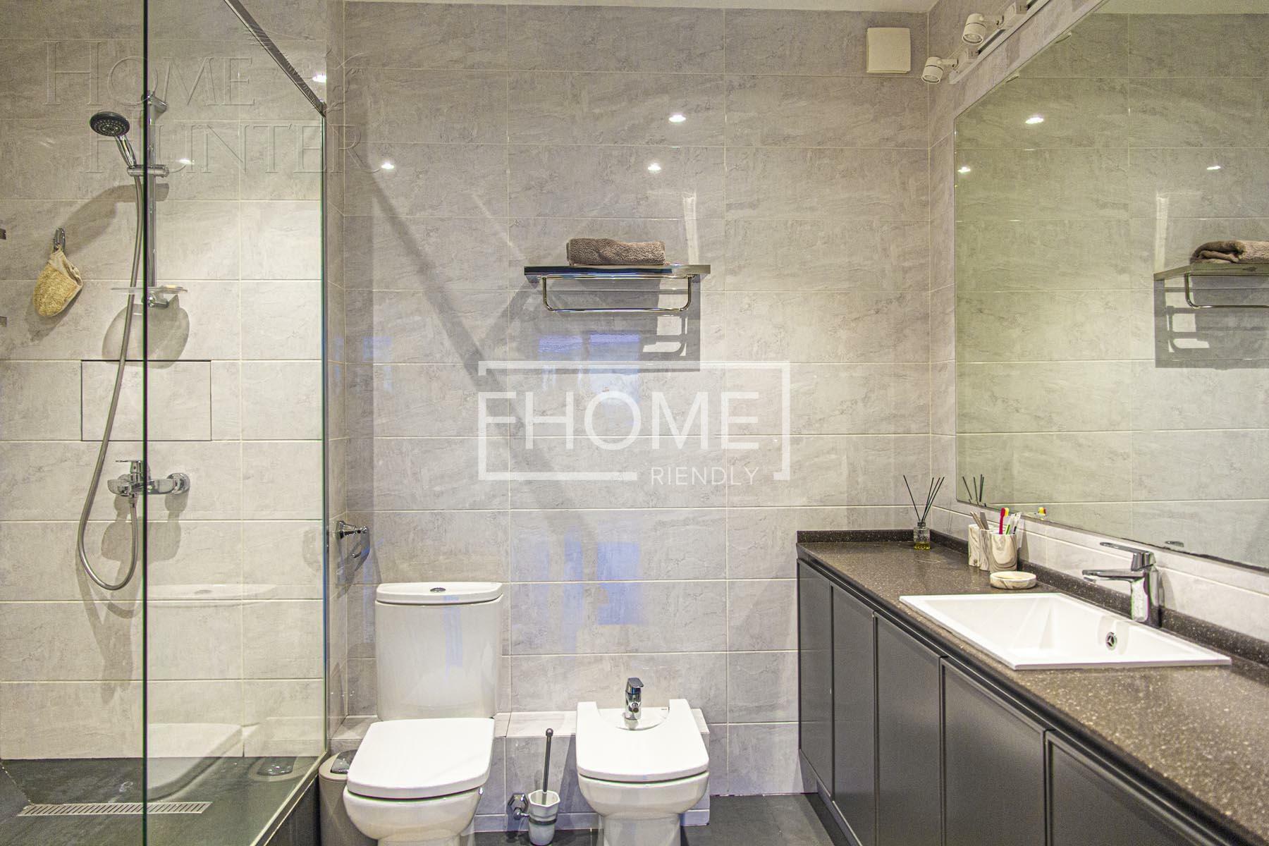 2-этажный коттедж 460 м² с отделкой