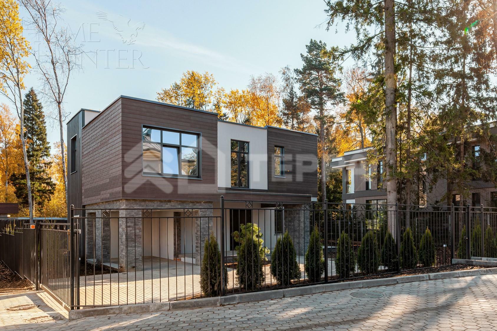 3-этажный коттедж 360 м² с отделкой