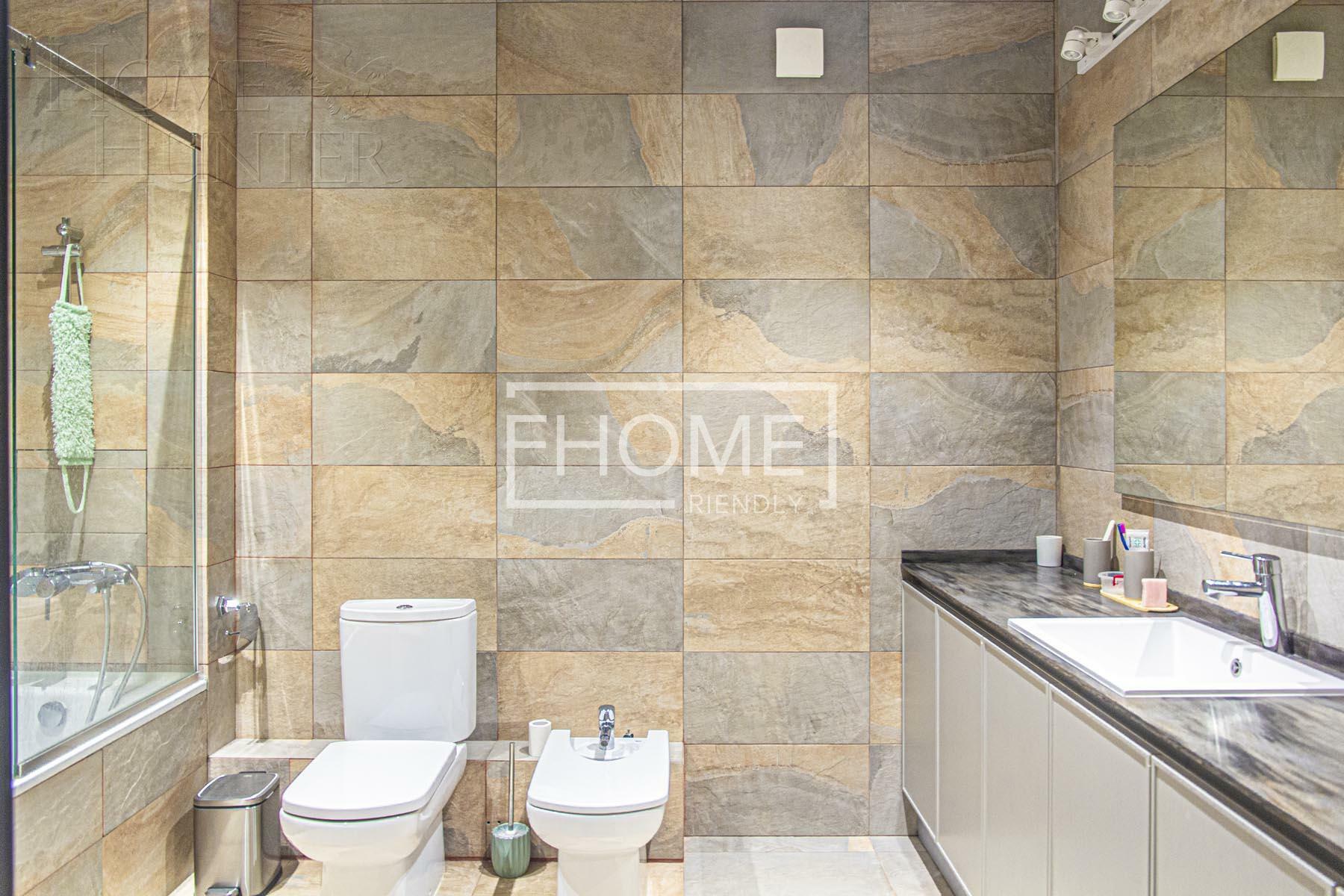 2-этажный коттедж 460 м² с отделкой