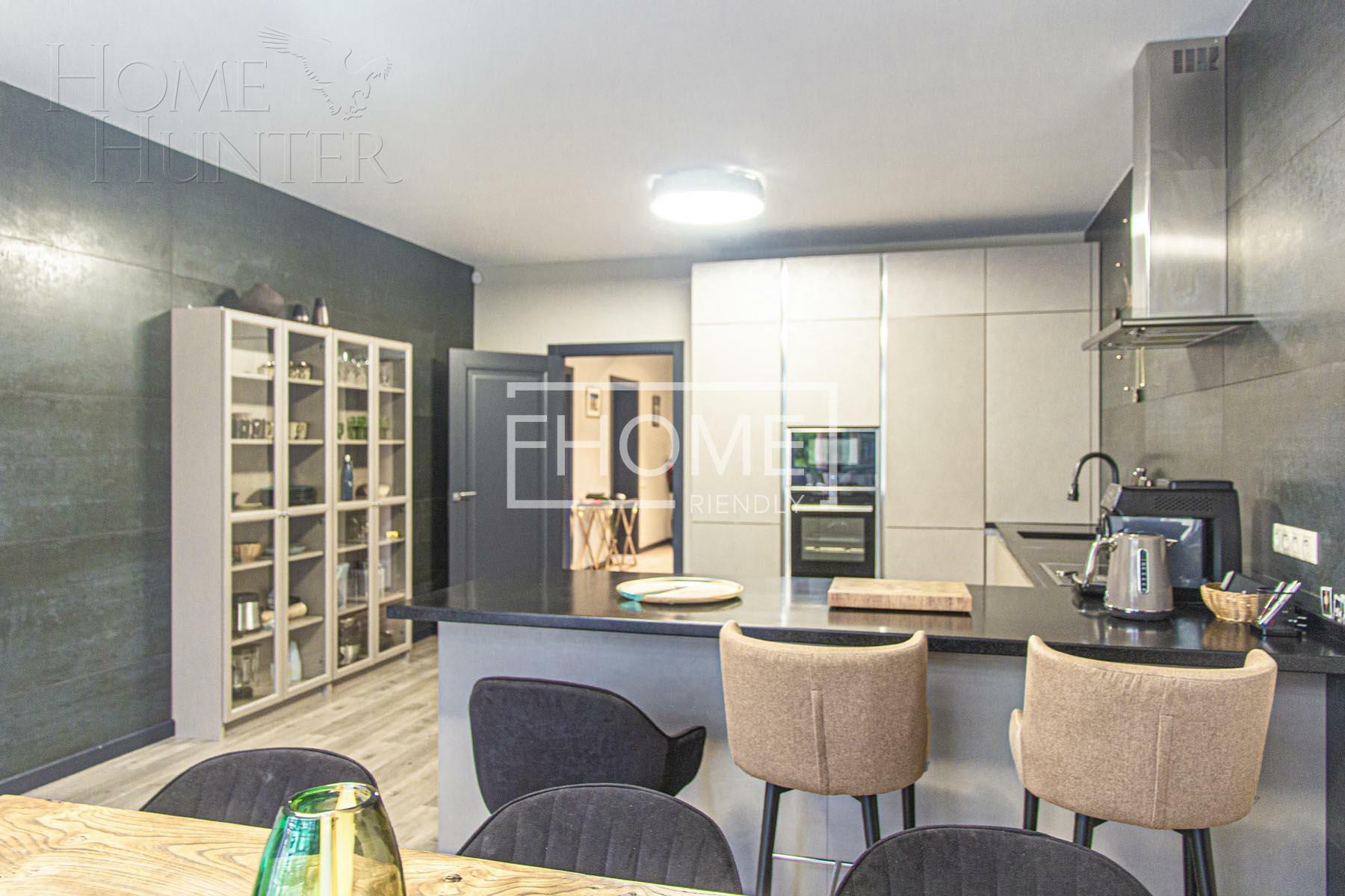 2-этажный коттедж 460 м² с отделкой