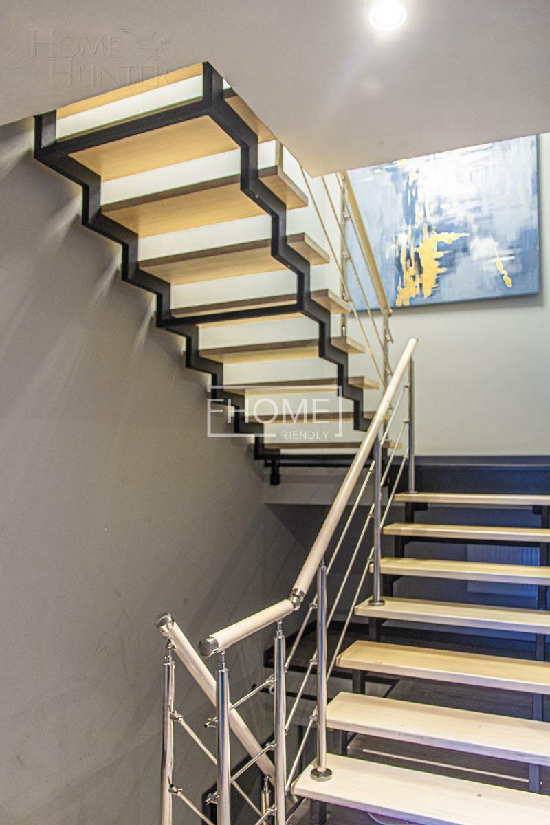 2-этажный коттедж 460 м² с отделкой