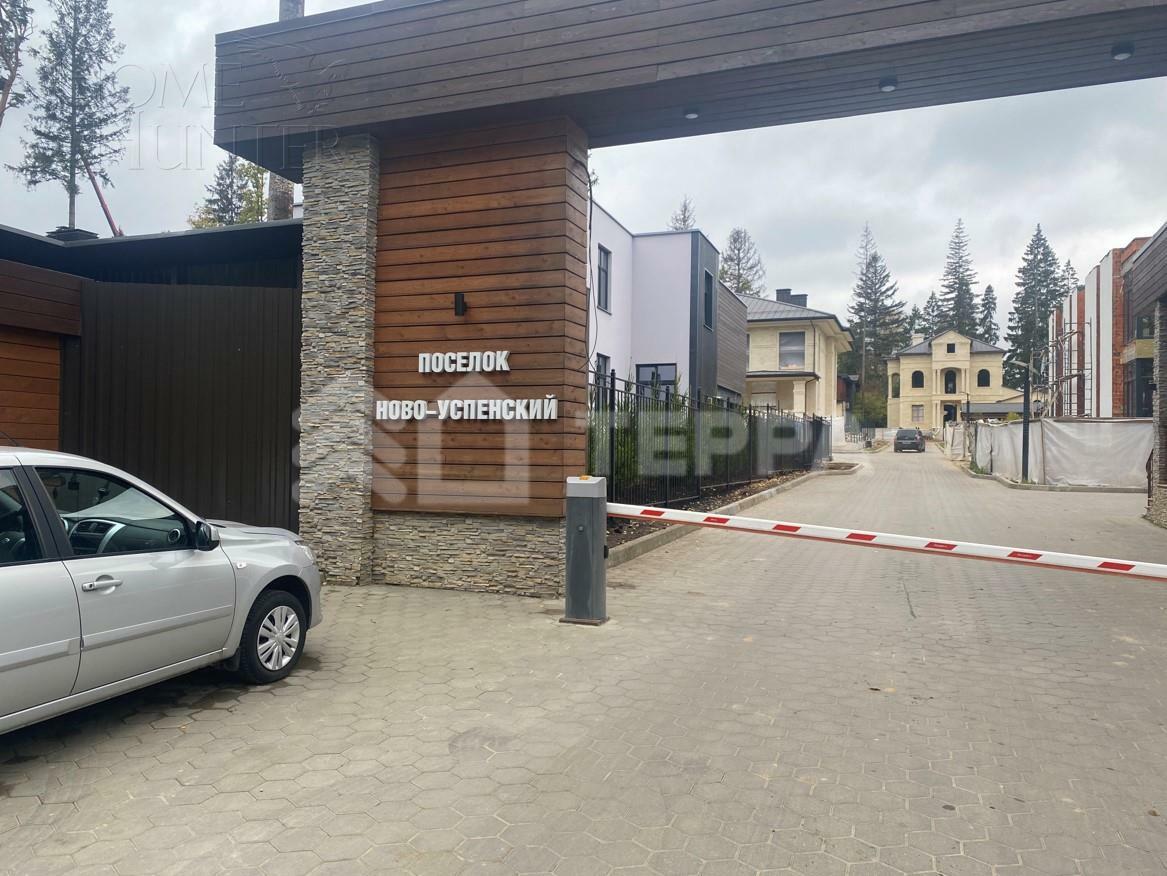 3-этажный коттедж 360 м² с отделкой