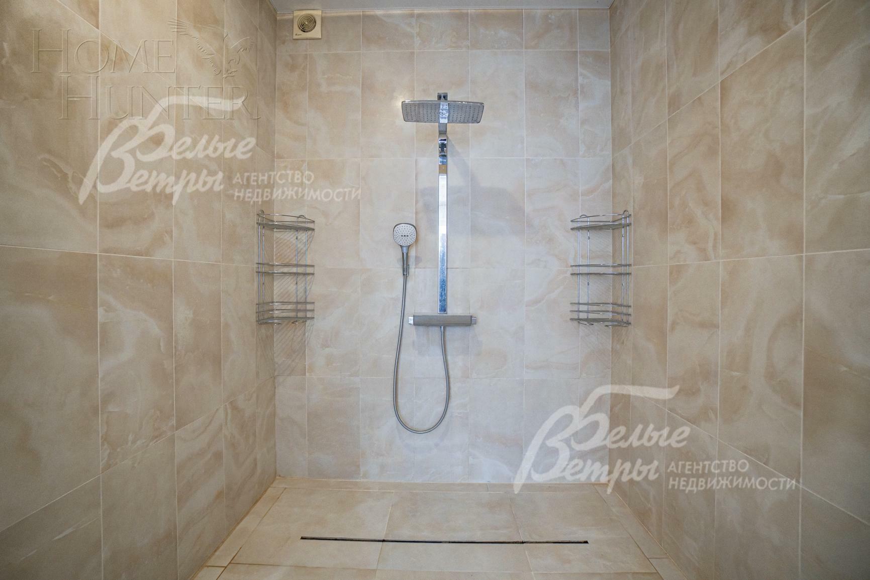 2-этажный коттедж 453 м² с отделкой