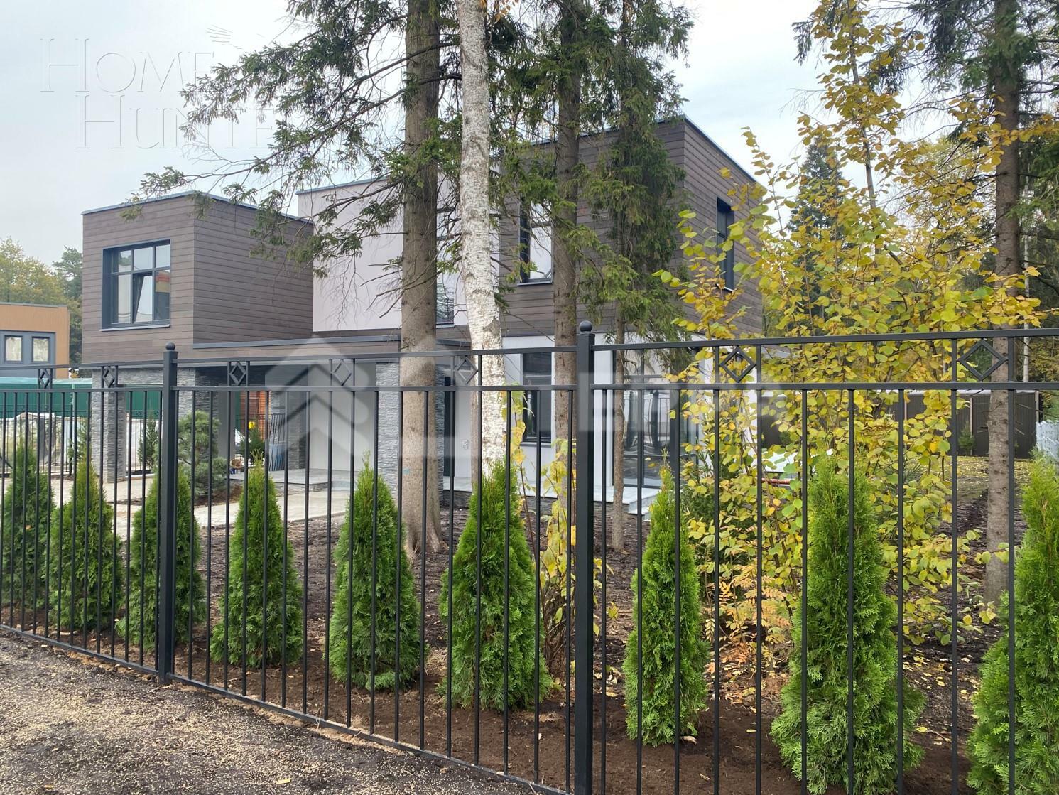 3-этажный коттедж 360 м² с отделкой