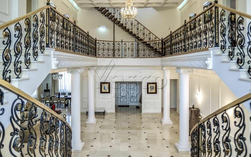 2-этажный коттедж 643 м² с отделкой