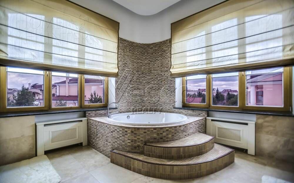 2-этажный коттедж 643 м² с отделкой