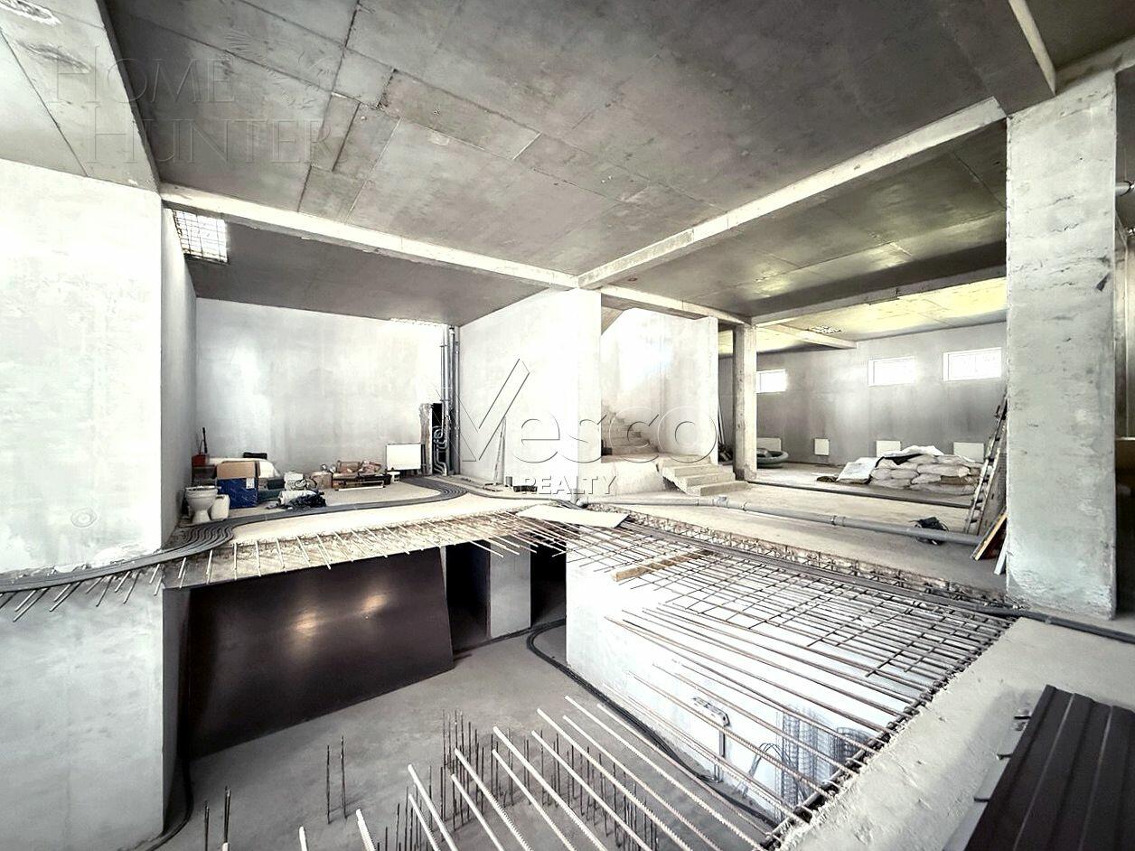 2-этажный коттедж 1 320 м² без отделки