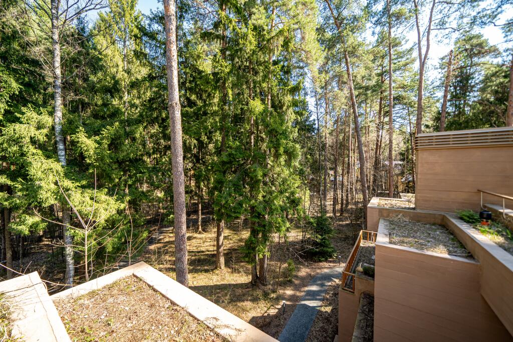 2-этажный коттедж 1 330 м² с отделкой