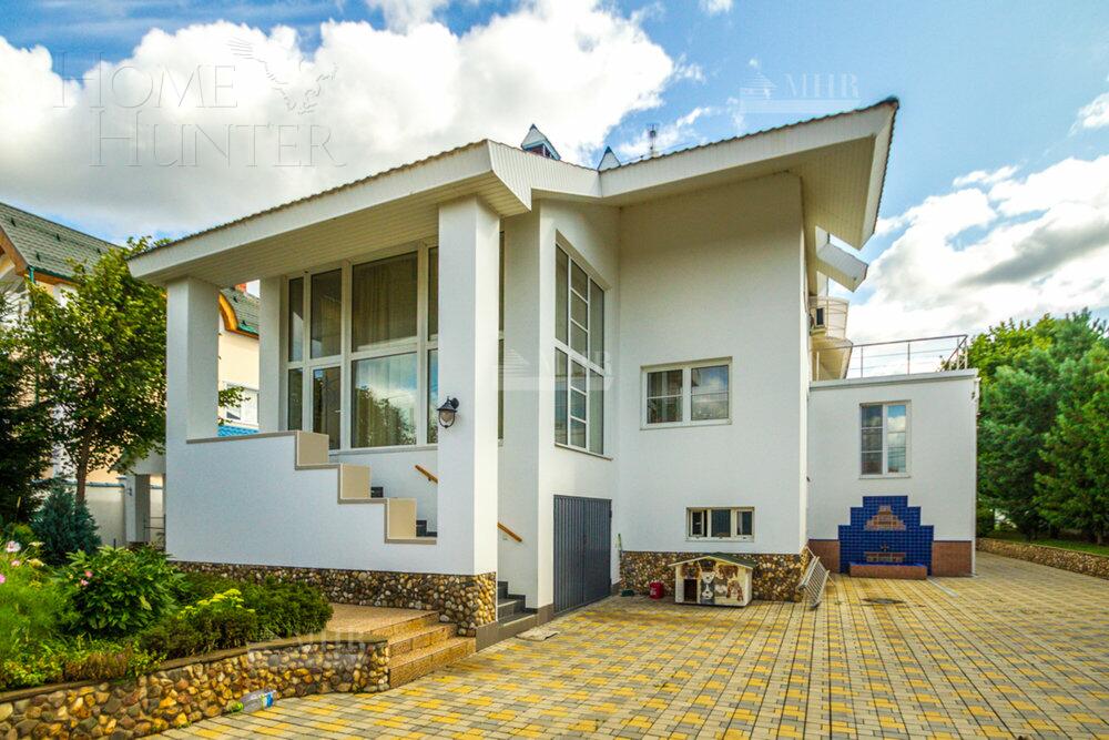 2-этажный коттедж 380 м² с отделкой