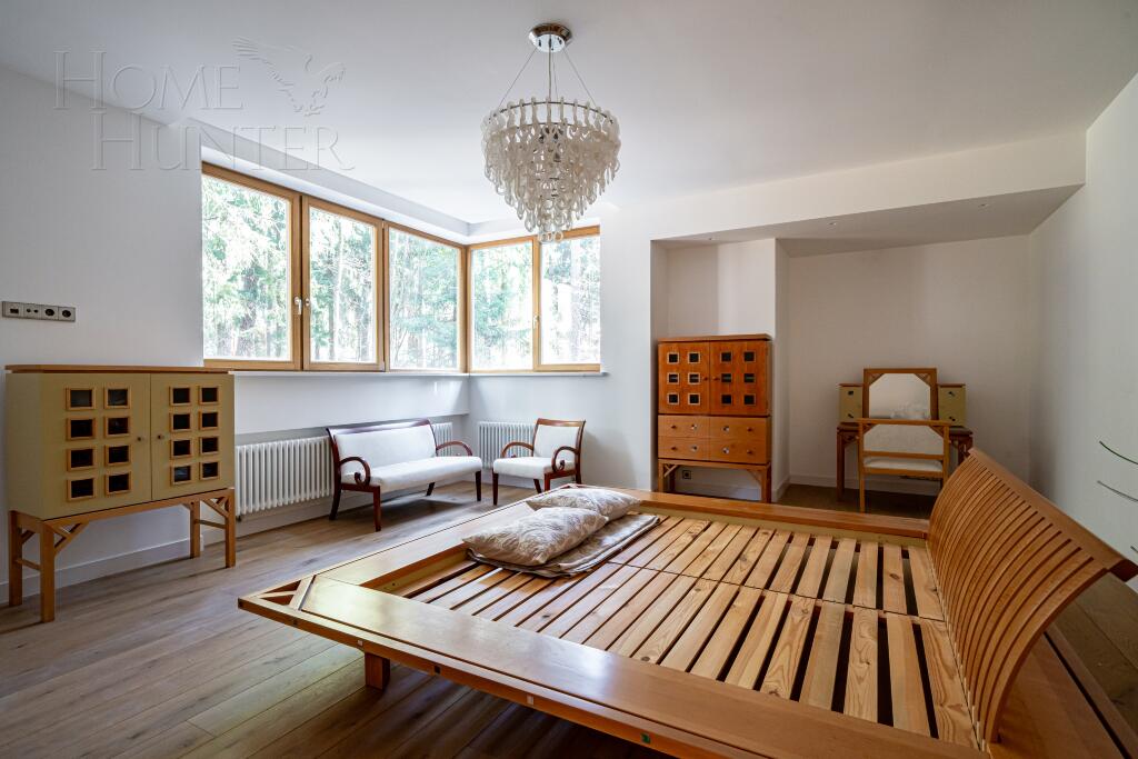 2-этажный коттедж 1 330 м² с отделкой