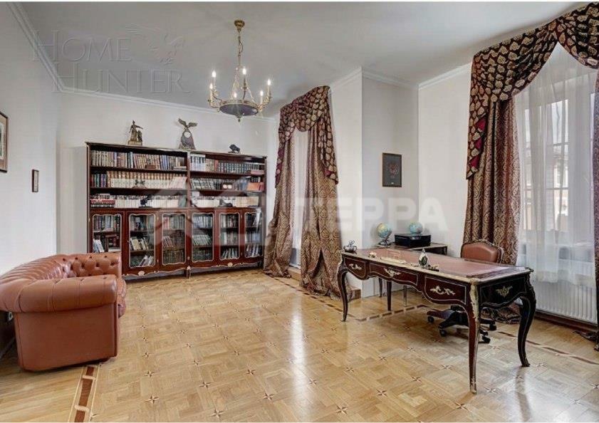 2-этажный коттедж 850 м² с отделкой