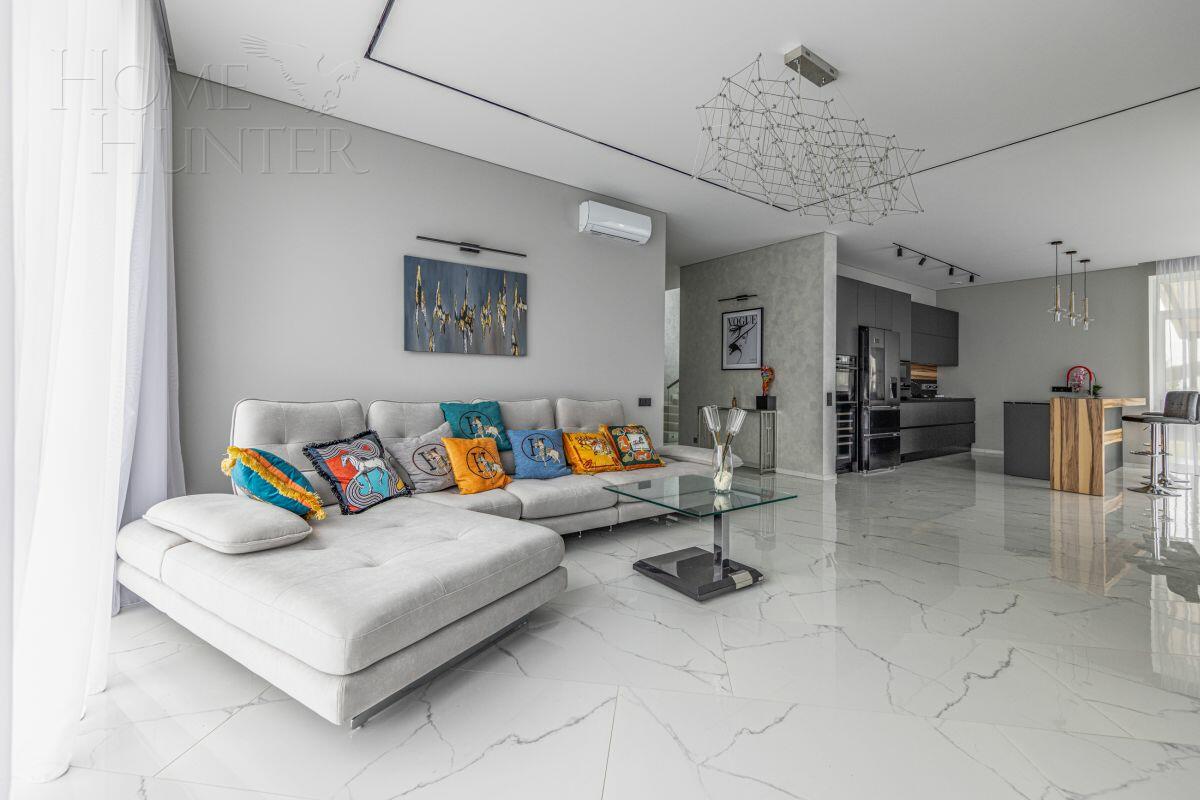 2-этажный коттедж 439 м² с отделкой