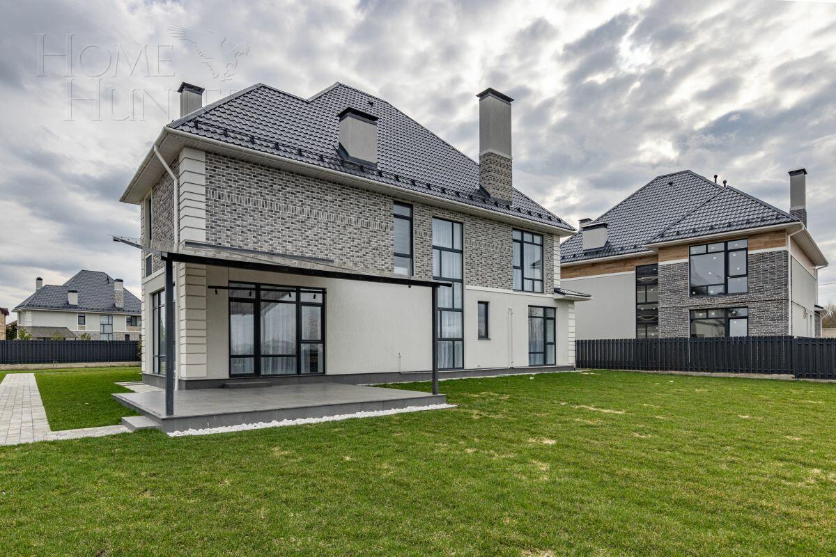 2-этажный коттедж 439 м² с отделкой