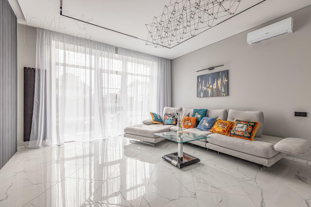 2-этажный коттедж 439 м² с отделкой