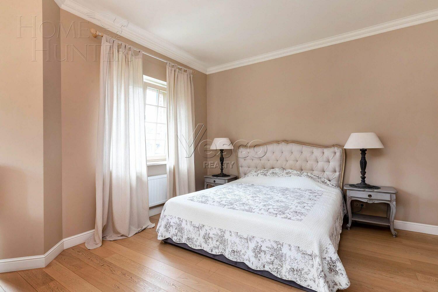 2-этажный коттедж 550 м² с отделкой