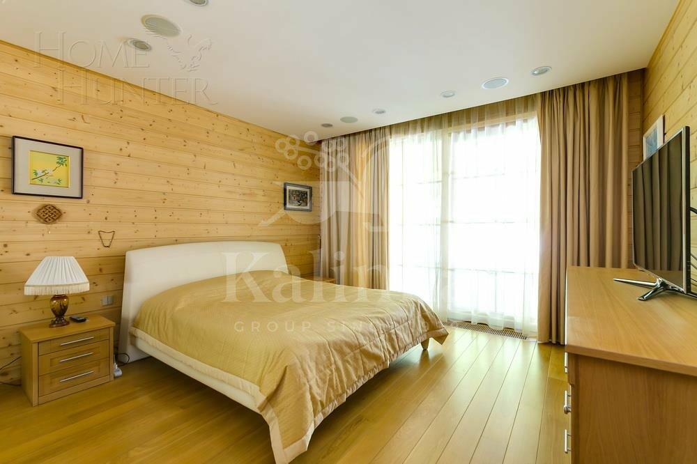 2-этажный коттедж 1 300 м² с отделкой