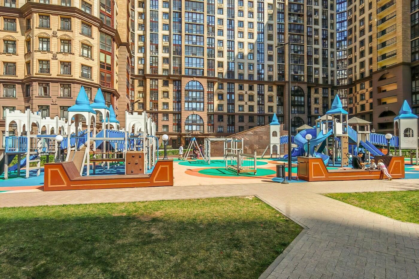 3-КОМН. КВАРТИРА С ОТДЕЛКОЙ 72 М² НА 3 ЭТАЖЕ