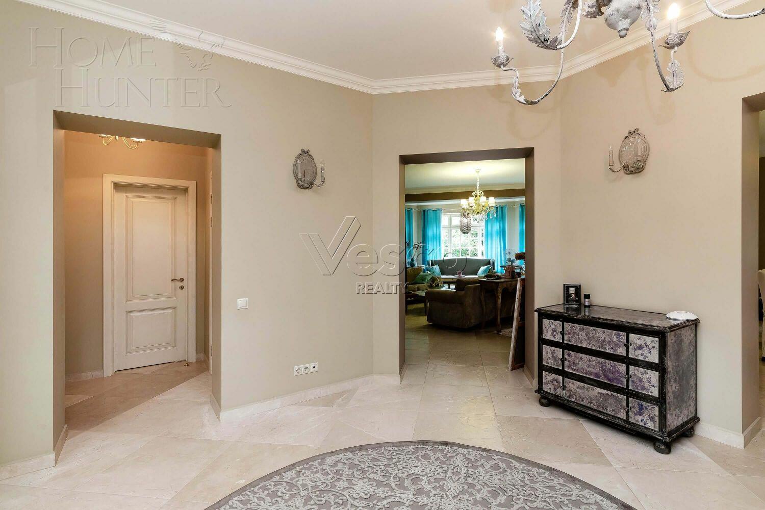 2-этажный коттедж 550 м² с отделкой