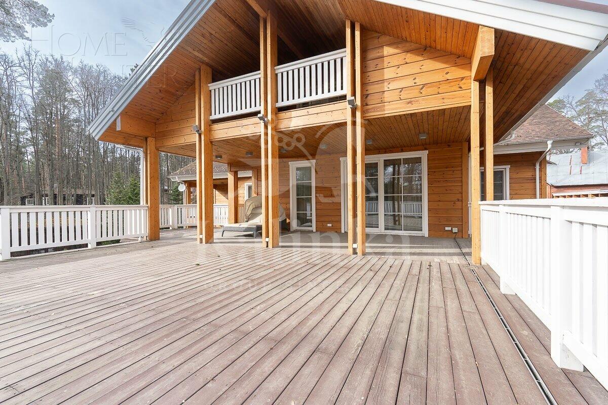 2-этажный коттедж 1 300 м² с отделкой