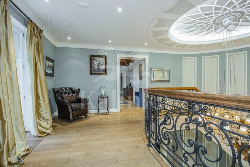 2-этажный коттедж 1 400 м² с отделкой