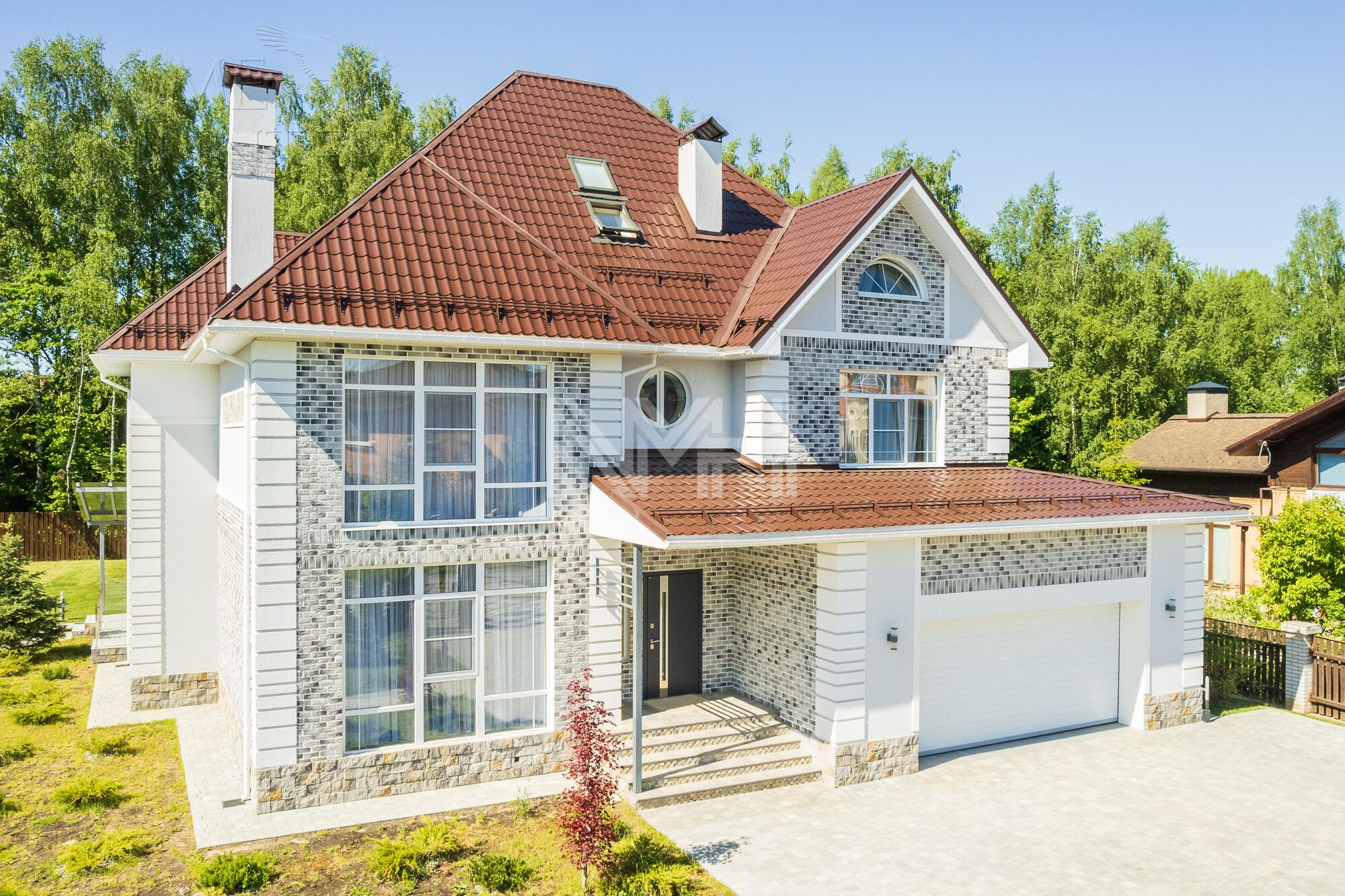 3-этажный коттедж 630 м² с отделкой