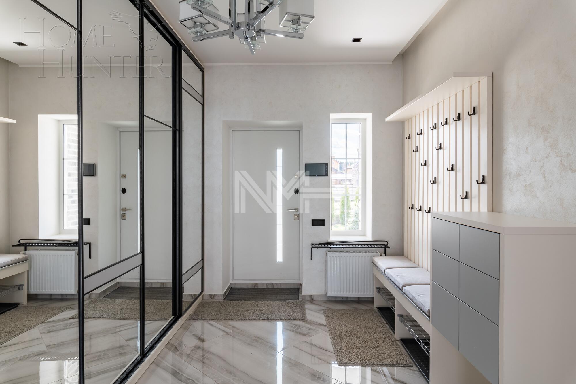 3-этажный коттедж 630 м² с отделкой