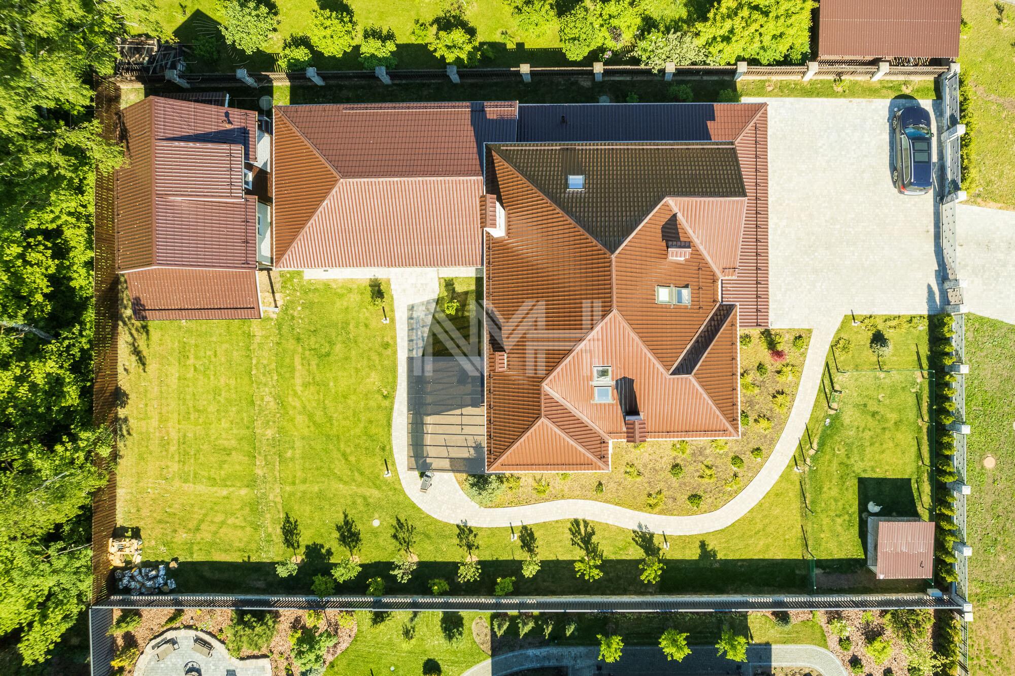 3-этажный коттедж 630 м² с отделкой