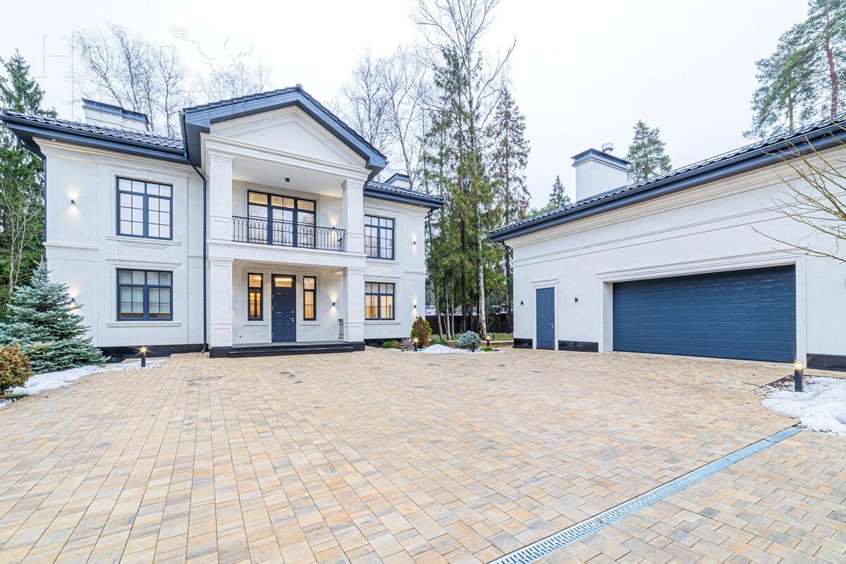 2-этажный коттедж 462 м² с отделкой