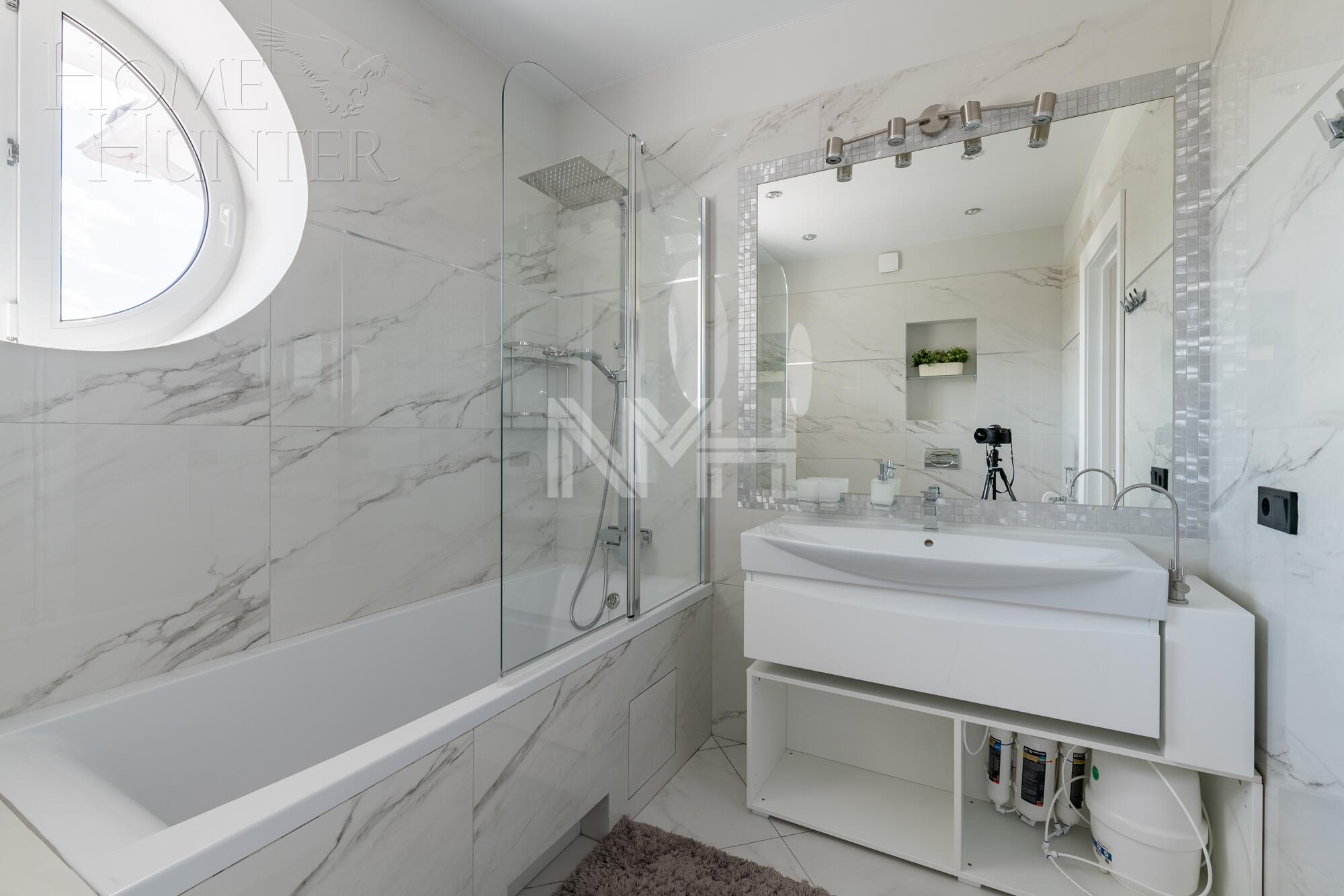 3-этажный коттедж 630 м² с отделкой