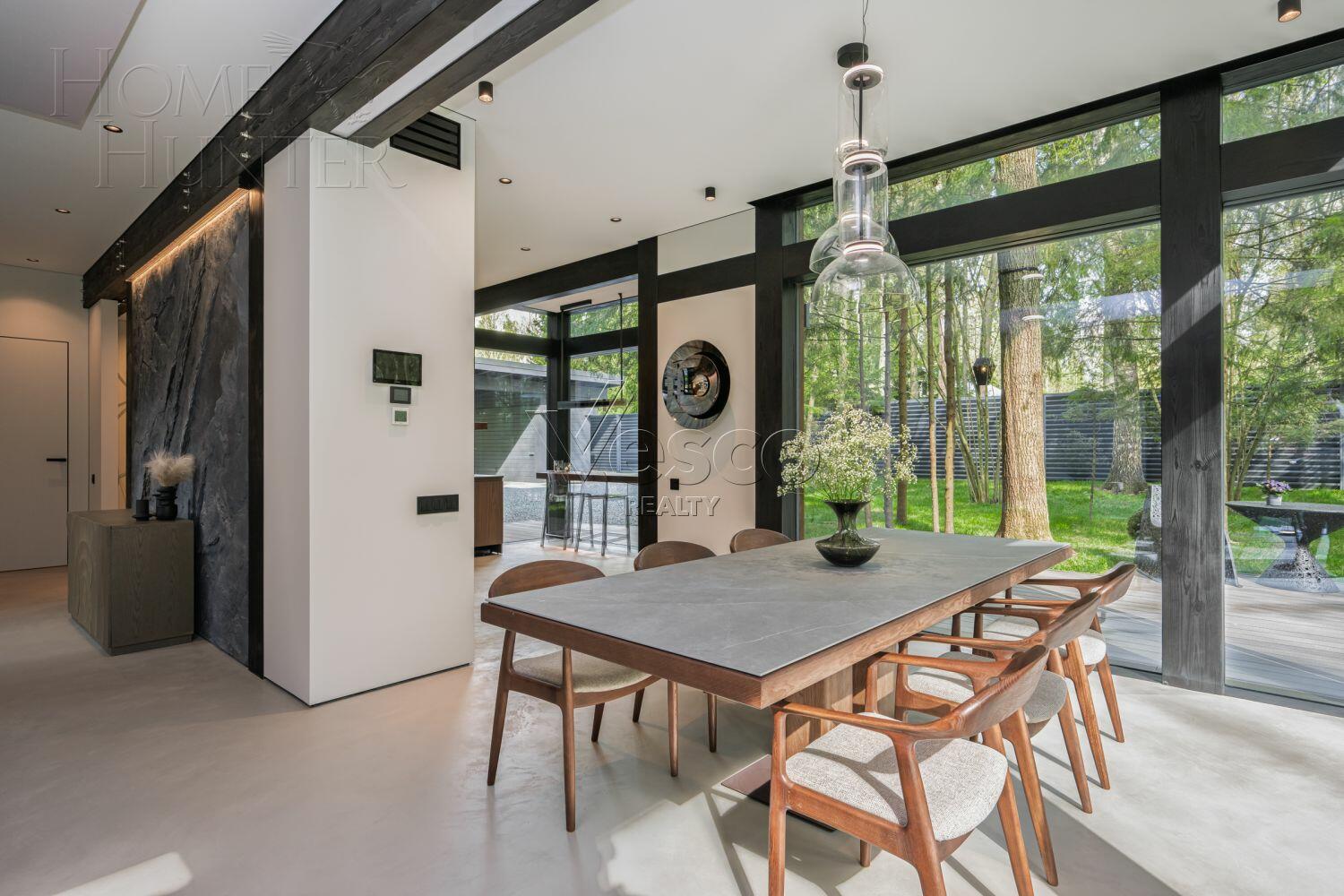 2-этажный коттедж 300 м² с отделкой