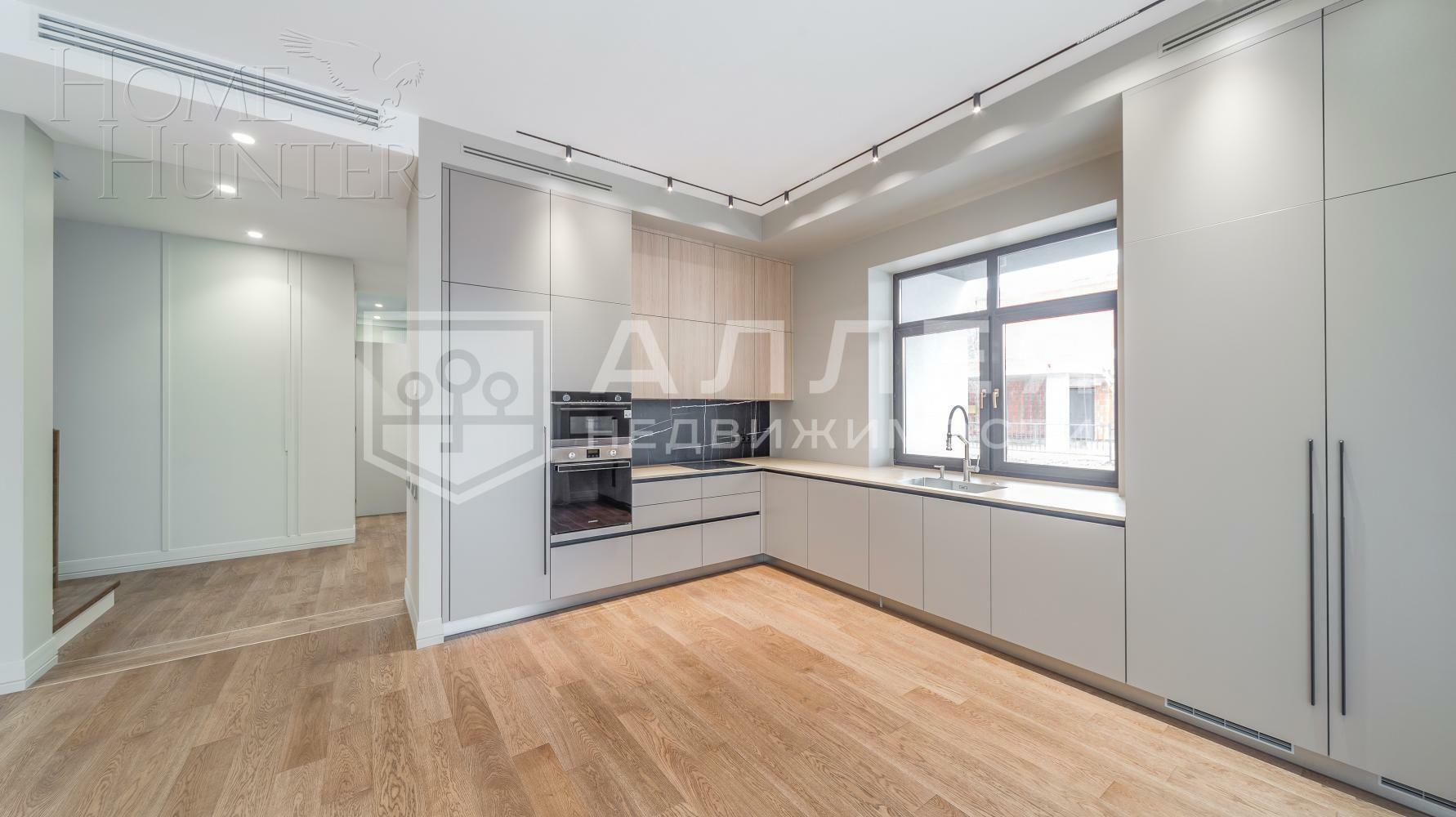 2-этажный коттедж 335 м² с отделкой