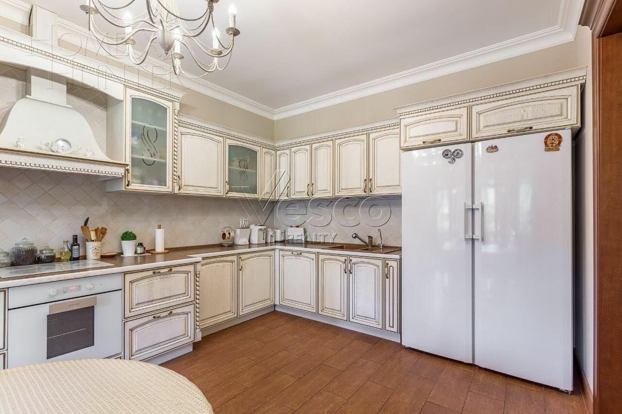 2-этажный таунхаус 267 м² с отделкой