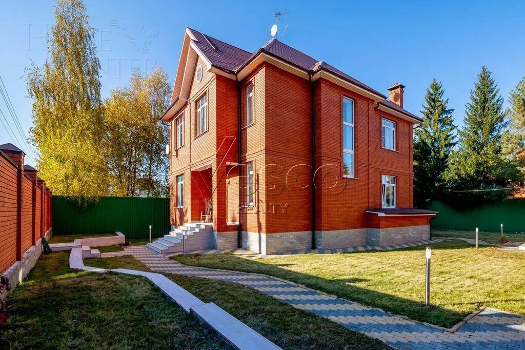 2-этажный коттедж 580 м² с отделкой