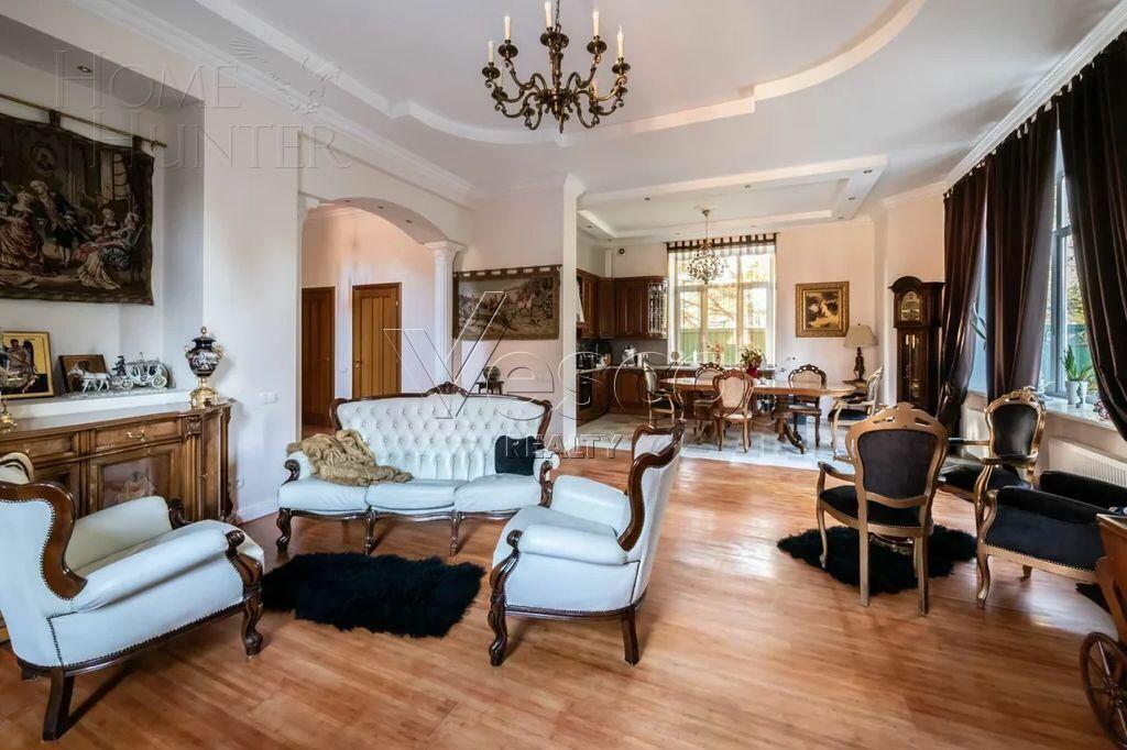 2-этажный коттедж 580 м² с отделкой